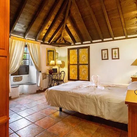 Cha Carmen Apartment *